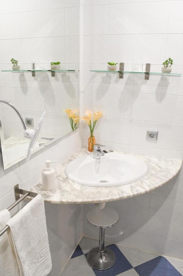 Apartamento Descalzos Séville Extérieur photo